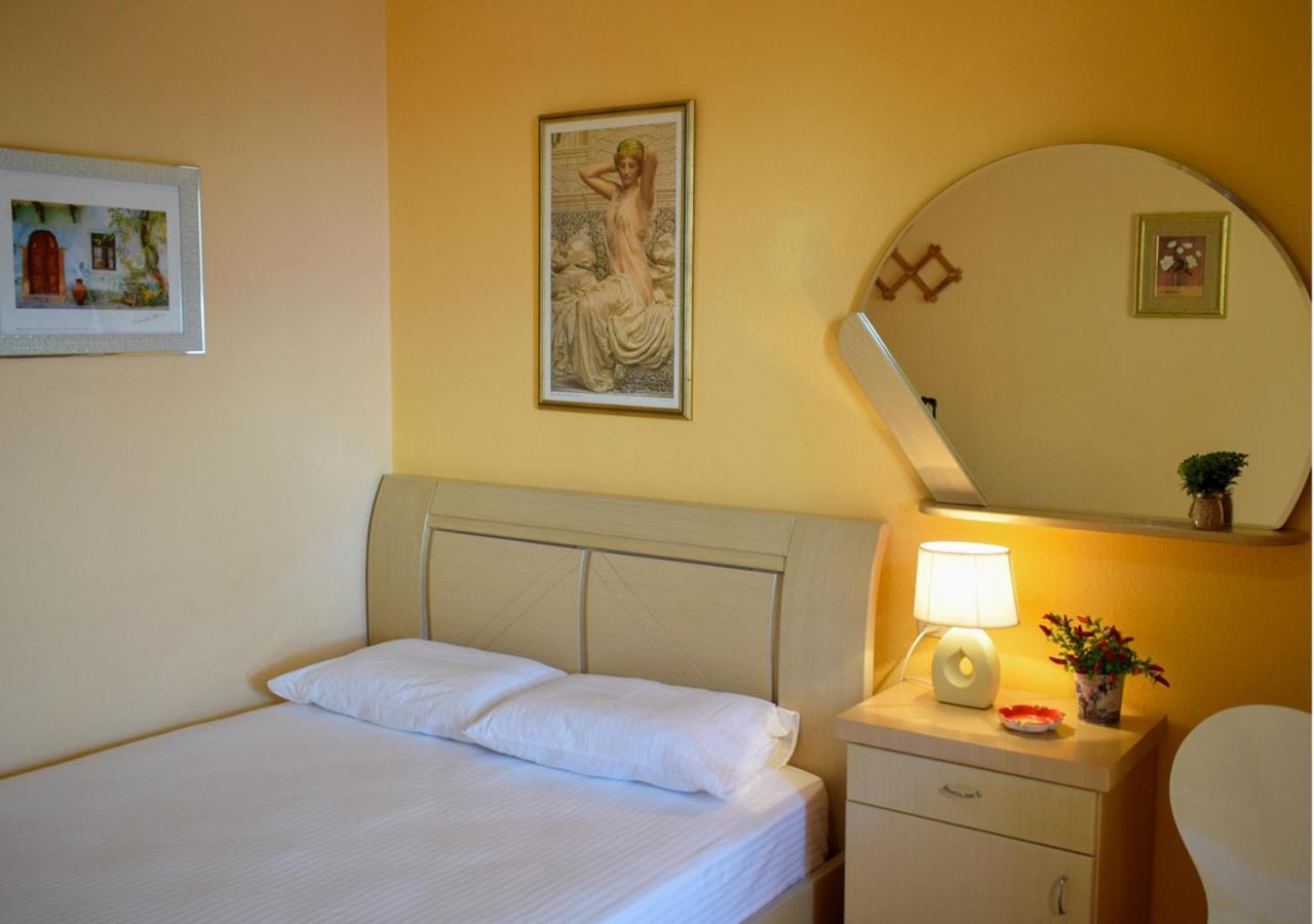 Studios And Apartments Meri Neo Klima Extérieur photo